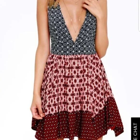 Lulu's La Vie En Roses Navy and Red Floral Print Dress Size Small - Picture 2 of 9